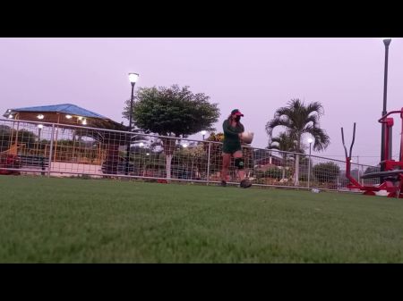 jovem fodeu depois de fazer aeróbica no parque, parte 1 